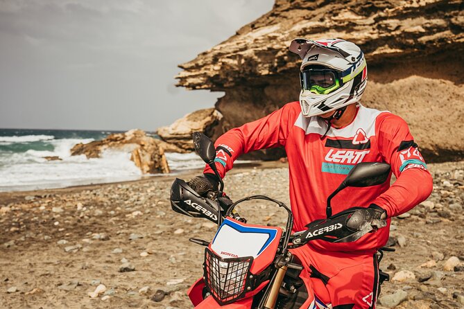 2-Hour Motorcycle Enduro Trip in Fuerteventura - Stop 1, La Pared: prep time, then your first real off-road push