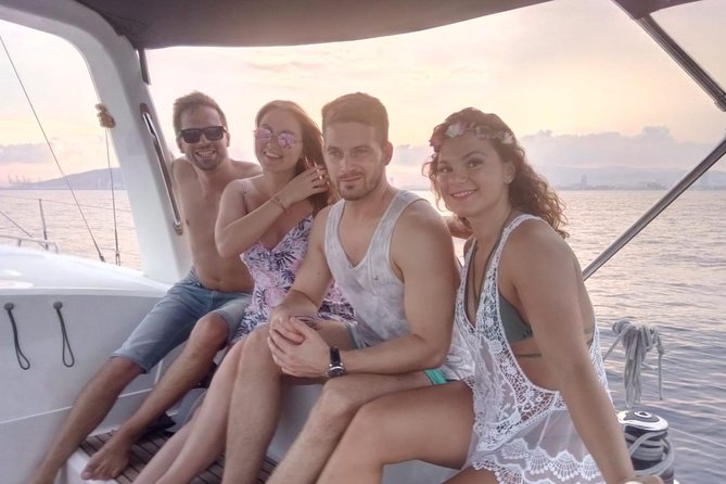2-Hour Sailing Tour in Barcelona with Open Bar & Snacks - Two Hours on a Small Yacht, Not a Floating Bus