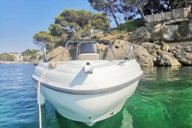 2 Hours Boat Rental in Santa Ponsa without License - Santa Ponsa by boat is the fastest way to get better sea views