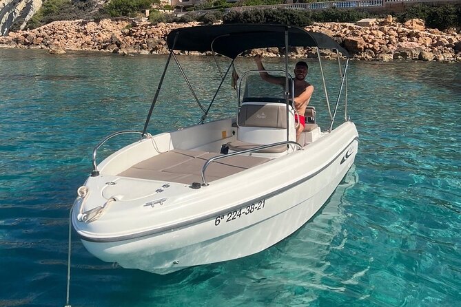 2 Hours Boat Rental in Santa Ponsa without License - Price and value: how $181.48 per group stacks up