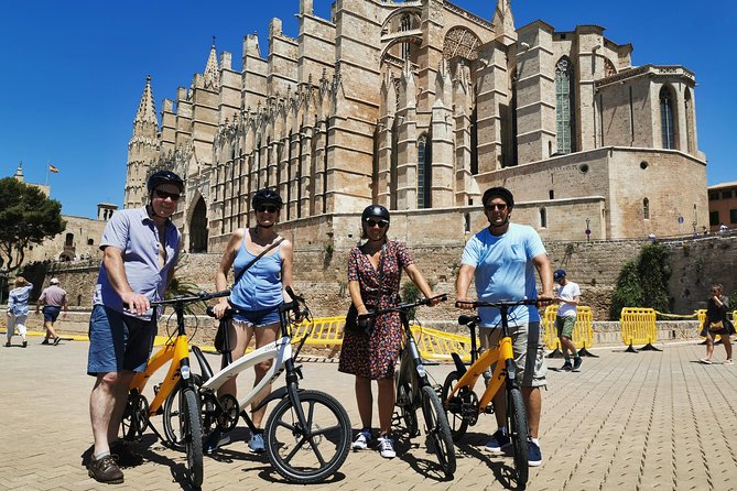 2 Hours E-Bike Tour in Palma - The Es Baluard viewpoint stop you can pair with the museum