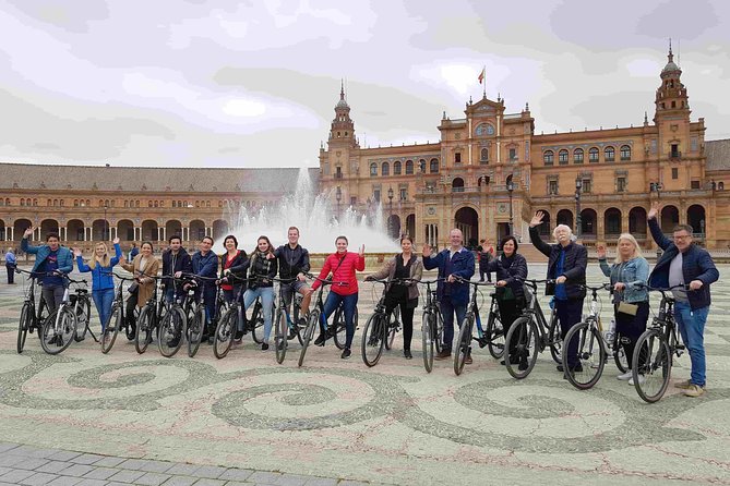 3-hour Guided Bike Tour along the Highlights of Seville - Passing the oldest royal house in Spain, then knowing what to do next