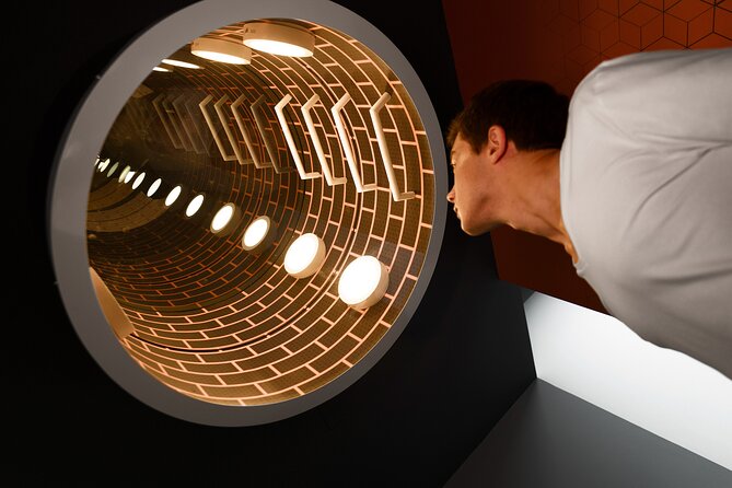 A Fantastic Visit To The Museum Of Illusions Seville - Price and timing: does $18.15 feel worth it?