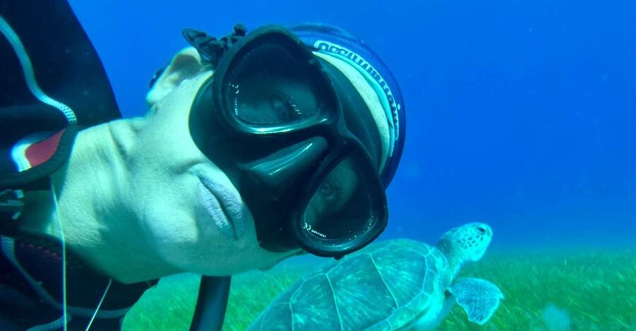 Abades: Guided Snorkeling Tour with Photos - Meeting at Restaurant Magilu and getting ready fast