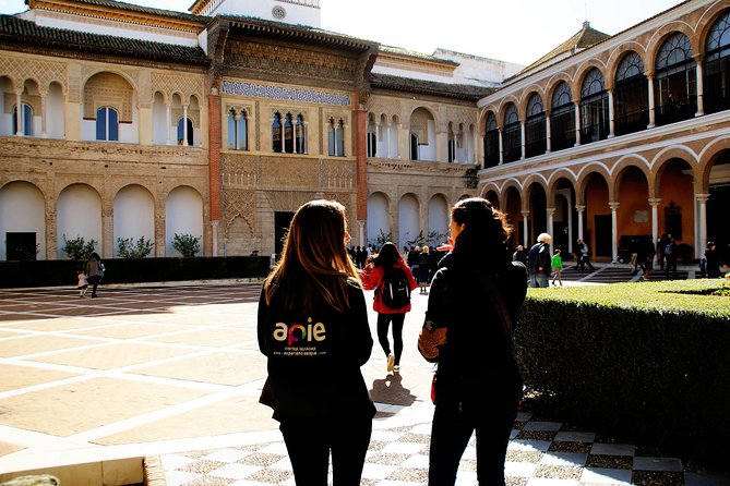 Alcazar & Cathedral of Seville Exclusive Group, max. 9 travelers - Real Alcazar palaces: Christian and Muslim design you can actually spot
