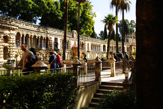 Alcazar of Seville Exclusive Group, max. 9 travelers - Skip-the-line priority access plus audio, so you are not stuck in sensory overload
