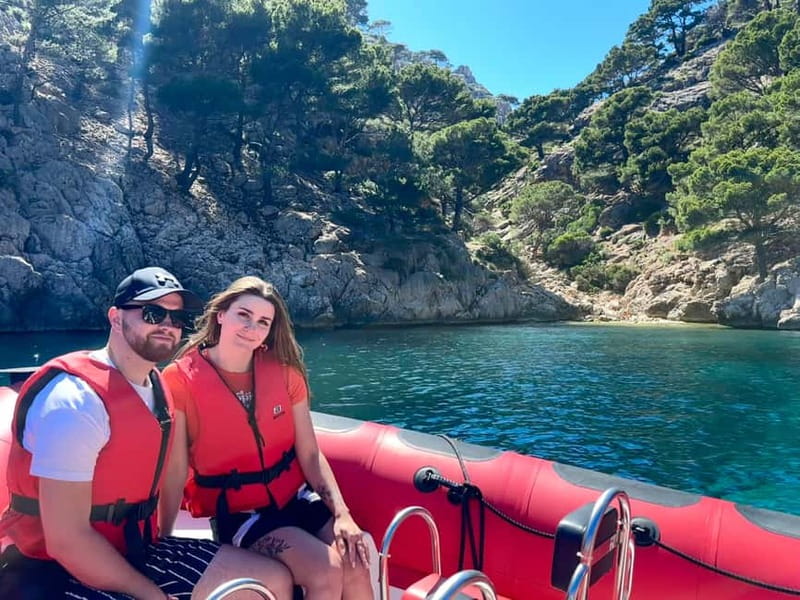 Alcudia: 2-Hour Sightseeing Speedboat Tour with Snorkeling - Will you actually get a lot of wet spray?