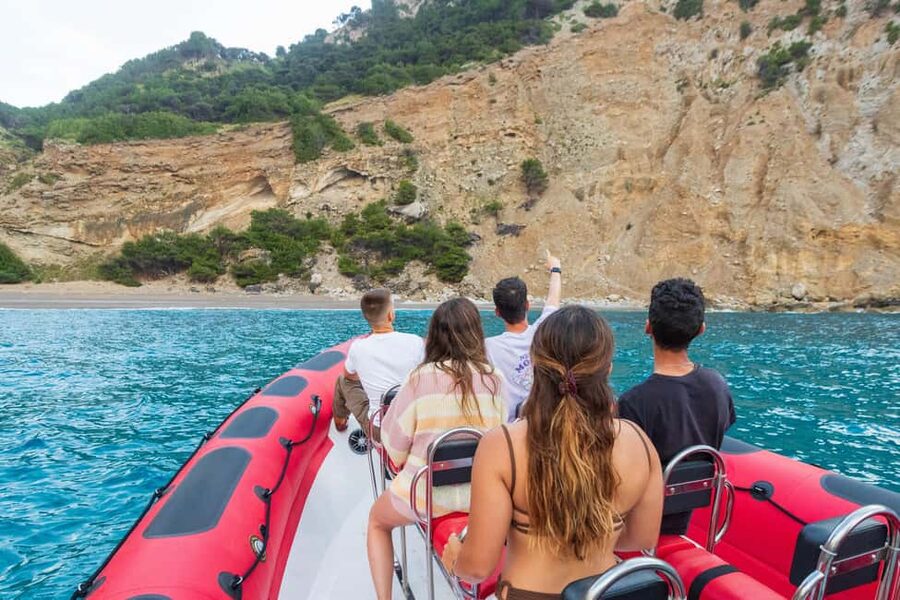 Alcudia: 2-Hour Sightseeing Speedboat Tour with Snorkeling - Who this Alcudia speedboat tour is best for, and who should skip it