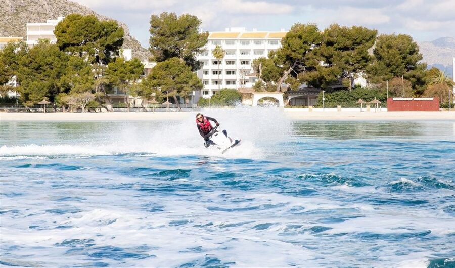 Alcudia: 30-Minute Jet Ski Adventure for Beginners & Photos - The 30-Minute Jet Ski Route: What You’ll Actually See