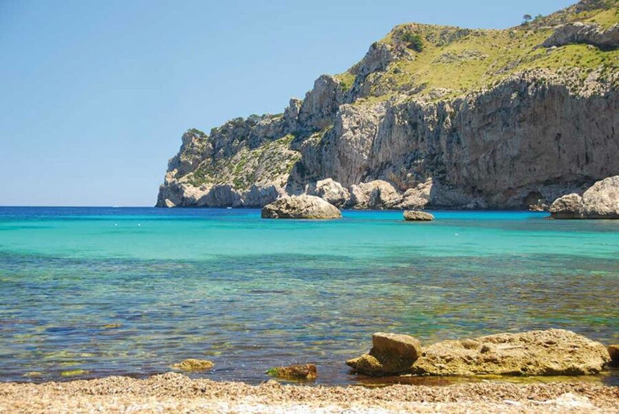 Alcudia: Boat Trip to Cap de Formentor and Formentor - Cap de Formentor lighthouse area: quick sightseeing, big expectations