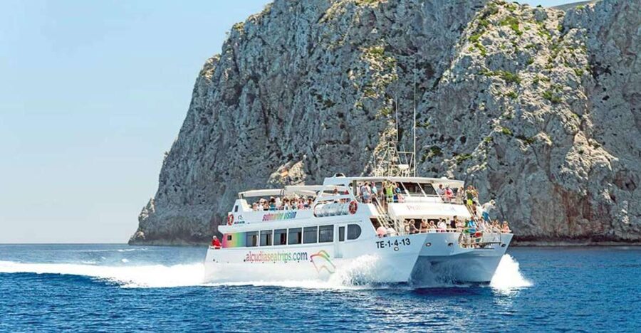 Alcudia: Boat Trip to Cap de Formentor and Formentor - Getting to the boat at Alcudia Sea Trips, TM Brisa