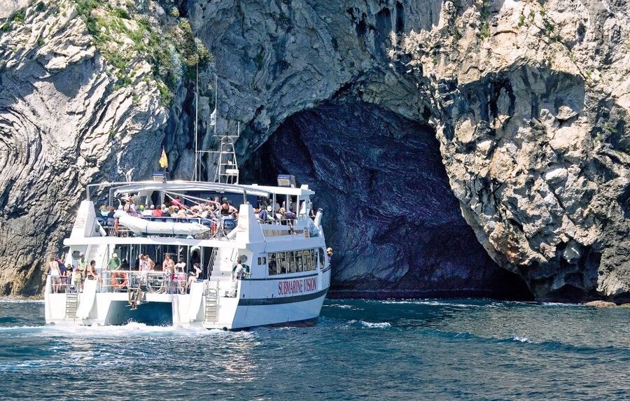 Alcudia: Boat Trip to Coll Baix - Coll Baix swim stop: clear water, short ladder lines, real sea conditions