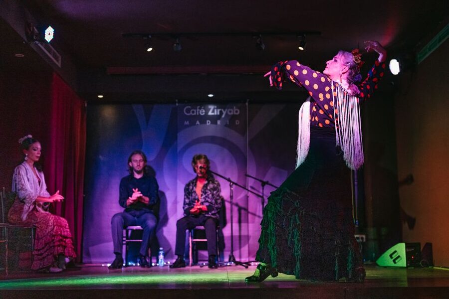 "Algarabía": Flamenco Show at Café Ziryab. Madrid - Where your seats put you in the action