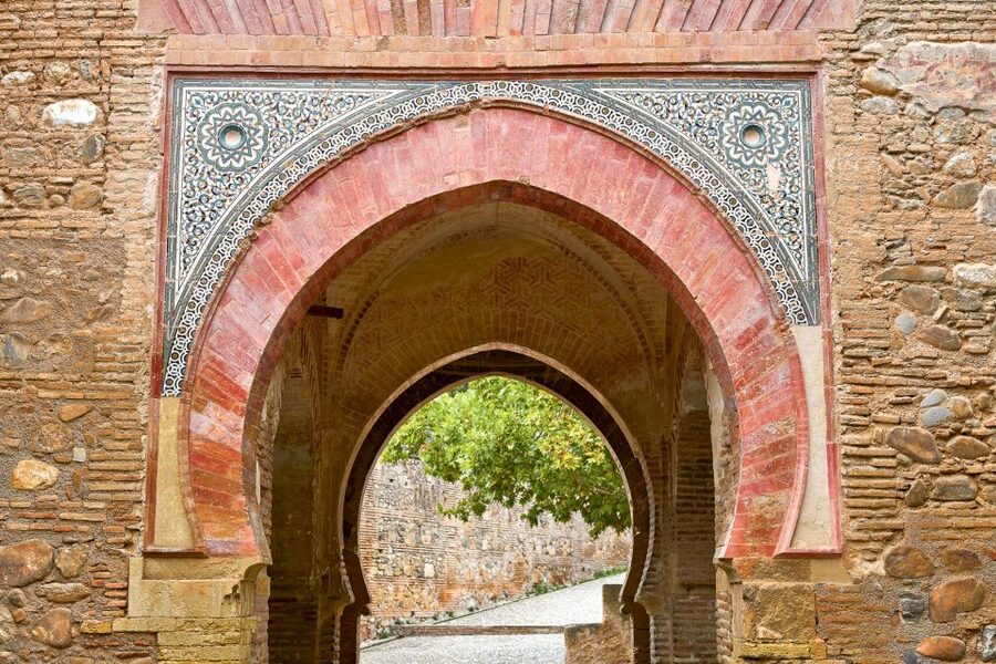 Alhambra, Nasrid Palaces, and Generalife 3-Hour Guided Tour - Price and value: is $66 fair for what you get