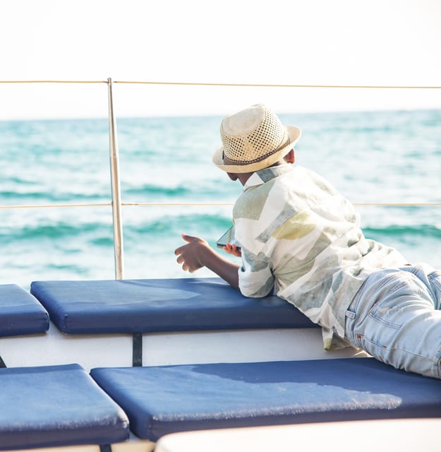 Alicante: 2-Hour Late Afternoon Catamaran Cruise - Choosing Your Spot: Quiet Corners vs. Lively Deck Vibes