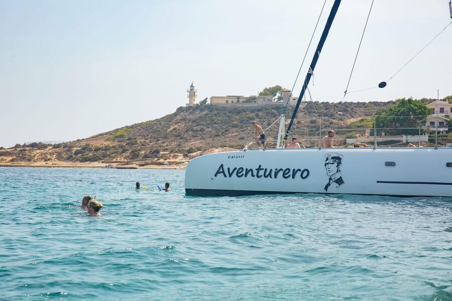 Alicante: Afternoon Cruise with Appetizer and Live Music - 45 minutes of sailing out: Alicante bay to open sea