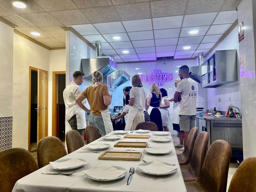 Alicante Paella Cooking Class, Tapas, Drinks and Market - Paella in Alicante in just 3.5 hours