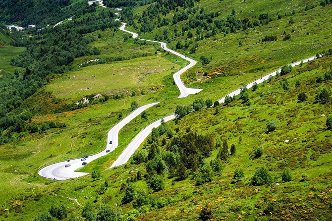 Andorra Original History and Sightseeing Tour (Private, Pickup) - Entering Andorra: passport stamp moments and medieval bridge views