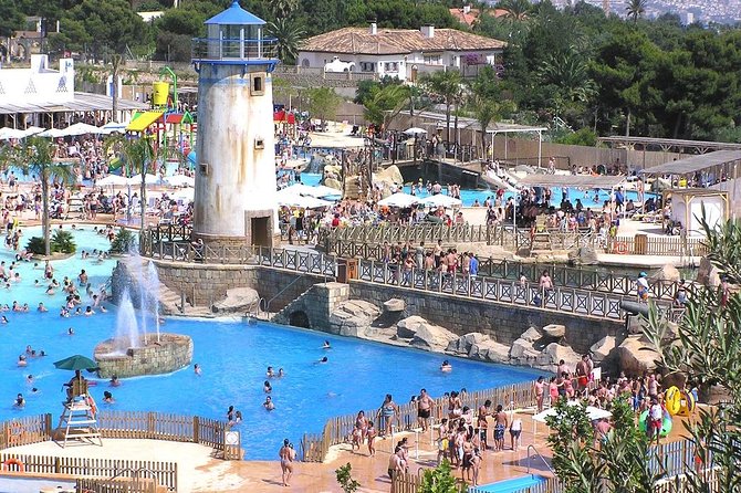 Aqua Natura Water Park Admission Ticket in Benidorm - The park layout: your day starts with promenade and beach breaks