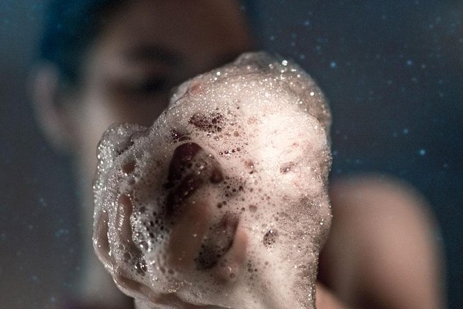 Arabian Baths Experience at Granada's Hammam Al Ándalus - Your 1.5-hour flow: tea, pools at different temps, and the steam room