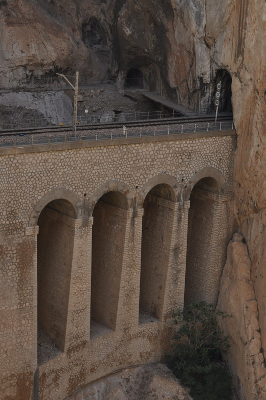 Ardales: Caminito del Rey & El Gaitanejo Guided Walking Tour - The north-to-south route: how the timing and pacing usually feel