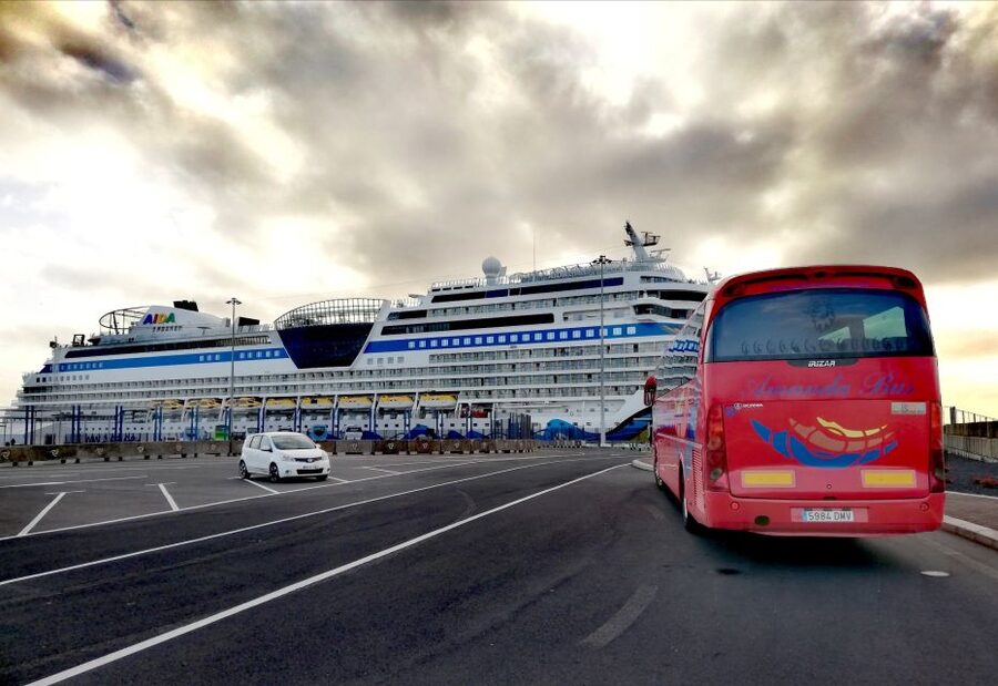 Arrecife: Timanfaya and Green Lagoon for Cruise Passengers - Key Points at a Glance
