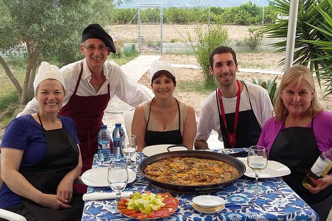 Authentic Valencian Paella Cooking Class - Key things I’d circle before you book