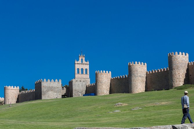 Avila with Walls and Segovia with Alcazar from Madrid - The Madrid to Segovia to Avila route, and what that means for your day