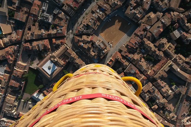 Balloon Ride over Catalonia with optional Pick-up from Barcelona - Crew professionalism and safety, based on what you should expect