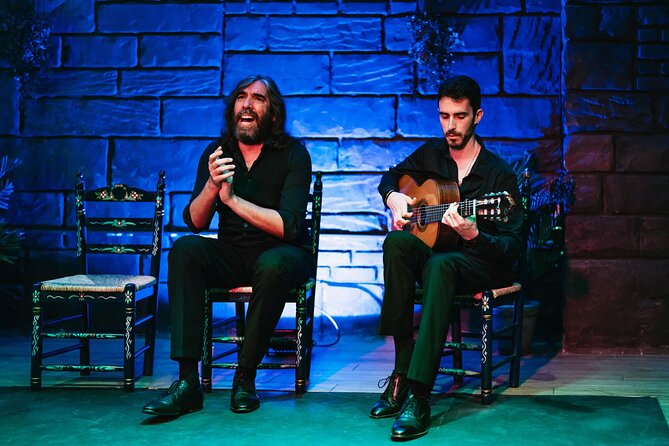 Baraka Triana. Flamenco show with drink - Why Triana is the right place for flamenco in Seville