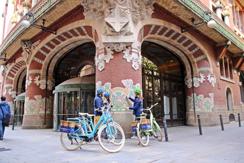 Barcelona: 1.5-Hour Sightseeing Tour by Bike/Electric Bike - Key highlights that make this tour worth your time