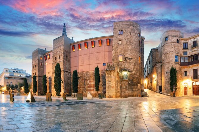 Barcelona 1.5h Private Old Town, Gothic & Ramblas Walking Tour - Stop 2 to 5: Ramblas, Catedral de Barcelona from the Outside, and Two Squares