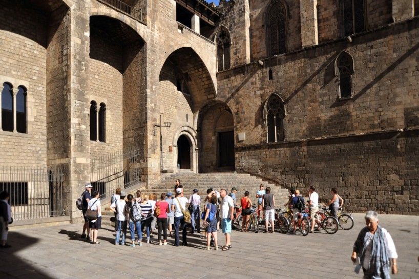 Barcelona 2-Hour Gothic Walking Tour - Santa Àgata Chapel, Plaça del Rei, and the Stories Behind Stone