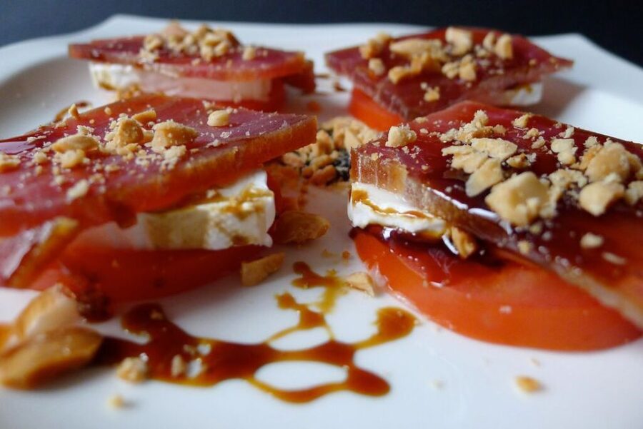 Barcelona: 4-Hour Tapas Evening Tour and Flamenco Show - Quick Hits on This Barcelona Tapas and Flamenco Evening