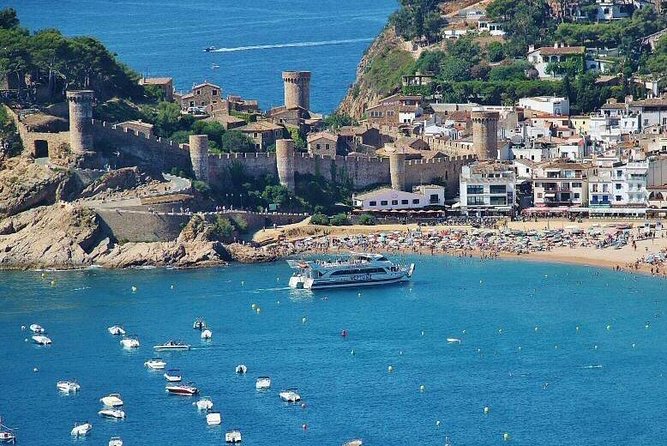 Barcelona Airport, Cuise Port or City Hotels Private Transfer - A private Barcelona transfer that saves time you cannot get back
