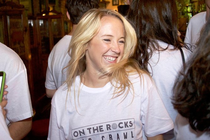 Barcelona Bar Crawl - Safety, crowd flow, and what to watch in Barcelona at night