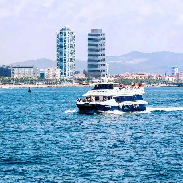 Barcelona: Boat Tour in Las Golondrinas - Getting on board: Portal de la Pau and the Colón viewpoint