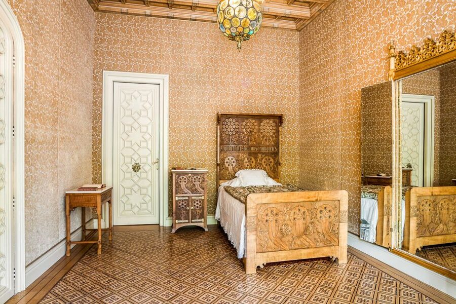 Barcelona: Casa Amatller Priority Entry Ticket - Puig i Cadafalch’s Work Meets Chocolate Industry Ambition