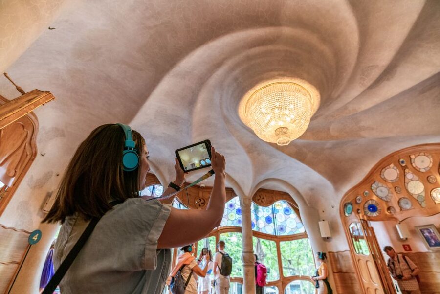 Barcelona: Casa Batlló Entry with Self-Audioguide Tour - Casa Batlló at a Glance: what you’re really paying for