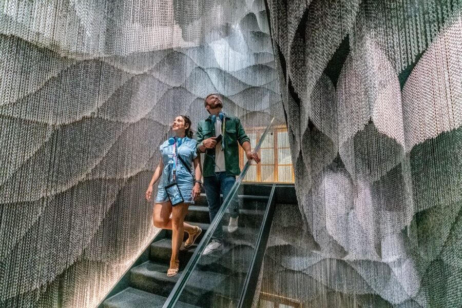 Barcelona: Casa Batlló Entry with Self-Audioguide Tour - Drinks at the patio and rooftop, plus the photo reality check