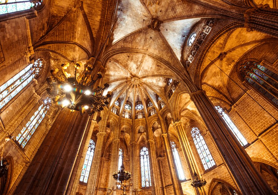 Barcelona Cathedral: Ticket, Guided Tour and VR Experience - History you can place on a map, from 1137 to 1493
