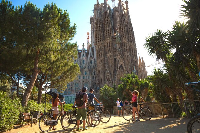 Barcelona City Highlights Bike Tour - Plaça Catalunya to Casa Batlló: from modern city energy to Gaudí fantasy