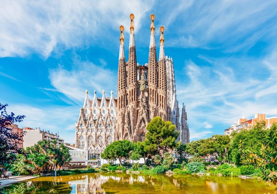 Barcelona: City Sightseeing Hop-On Hop-Off Bus Tour - On the Bus Experience: Audio Guide, Wi-Fi, and Staying Comfortable Top Deck