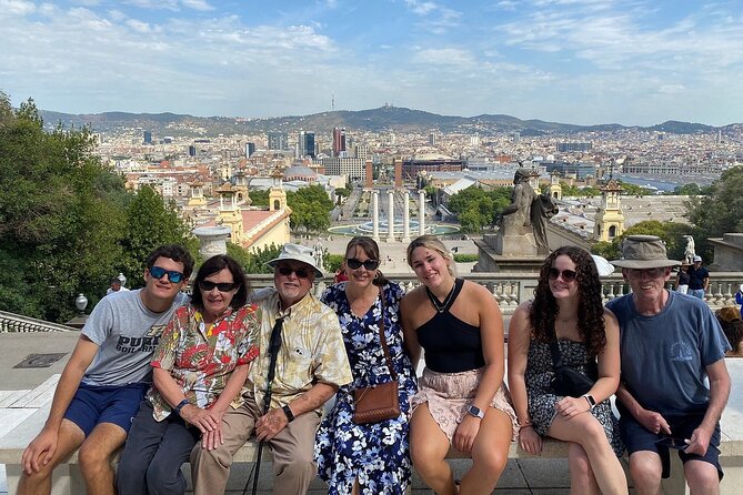 Barcelona City Tour: Gothic Pedrera, Sagrada Familia & Park Güell - Walking in old streets means real shoes, not fashion shoes