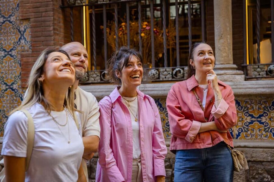 Barcelona: City Walking Tour with Local Guide - Where you start: Escultura Barcino, and why it matters