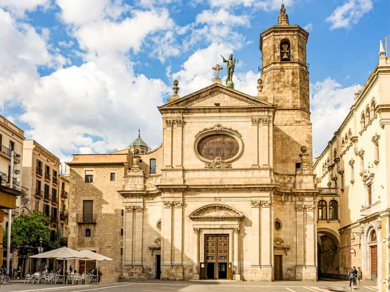 Barcelona: Classical Music Concert of Vivaldi, Mozart & More - Barcelona Gala Orchestra plus named soloists you can follow