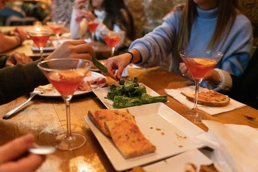 Barcelona: Cocktail Master Class by Mixologist with Tapas - Tapas During the Class: Small Spanish Bites That Keep the Pace