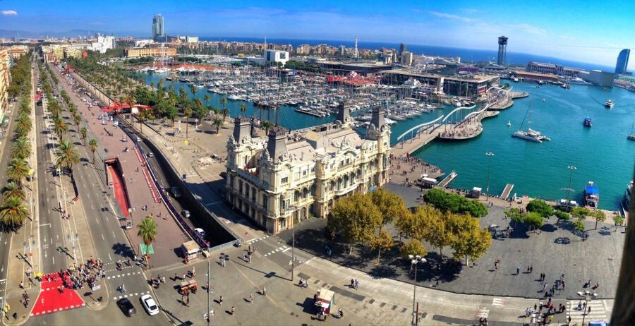 Barcelona: Columbus Monument - Panoramic views that actually help you understand Barcelona