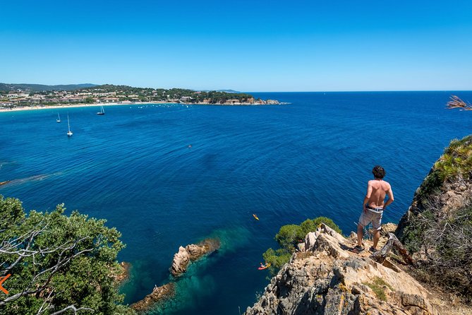 Barcelona: Costa Brava Easy Hike, Snorkel, Cliff-Jump & Meal - The cliff-top coastal path, viewpoints, and the famous gazebo moment
