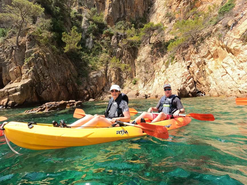 Barcelona: Costa Brava Kayak and Snorkel Tour with Lunch - Picnic Lunch by the Sea: What You Get and How to Plan Around It